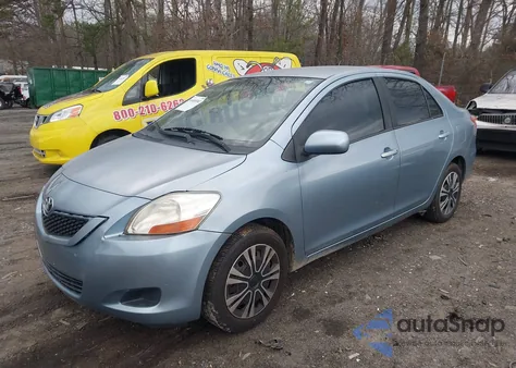 2010 Toyota Yaris z USA, uszkodzony, nr VIN JTDBT4K36A1378219